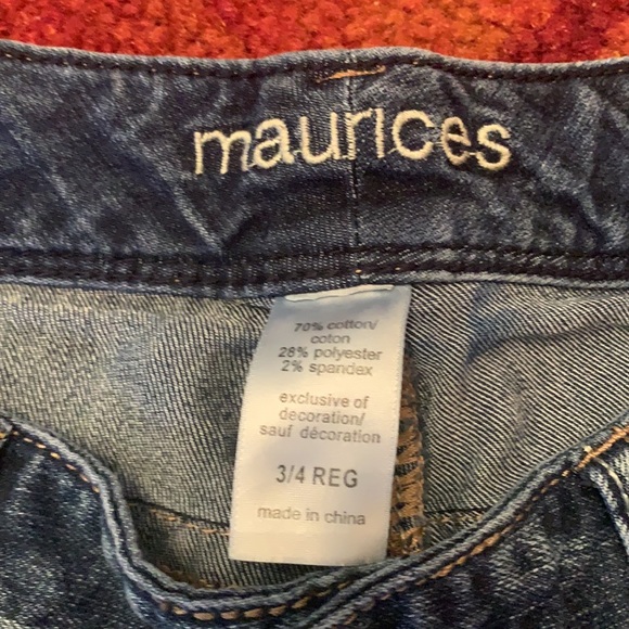 Maurices Women’s size 3/4 Reg. Straight Jeans. - Picture 5 of 5